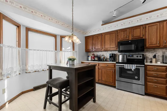 $199,999 | 5334 Dierks Drive, Rockford, IL 61108