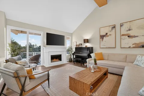 $16,000 | 5 Northampton Court, Unit 103, Newport Beach, CA 92660