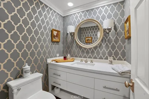 $16,000 | 5 Northampton Court, Unit 103, Newport Beach, CA 92660