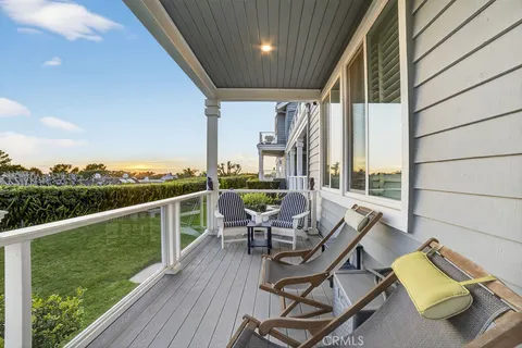 $16,000 | 5 Northampton Court, Unit 103, Newport Beach, CA 92660