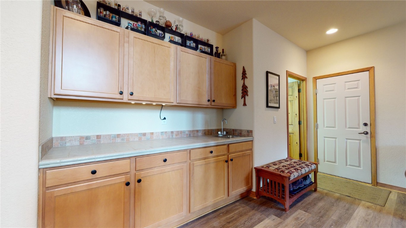 106 Range View Circle Silverthorne, CO 80498 - Photo 27 of 40