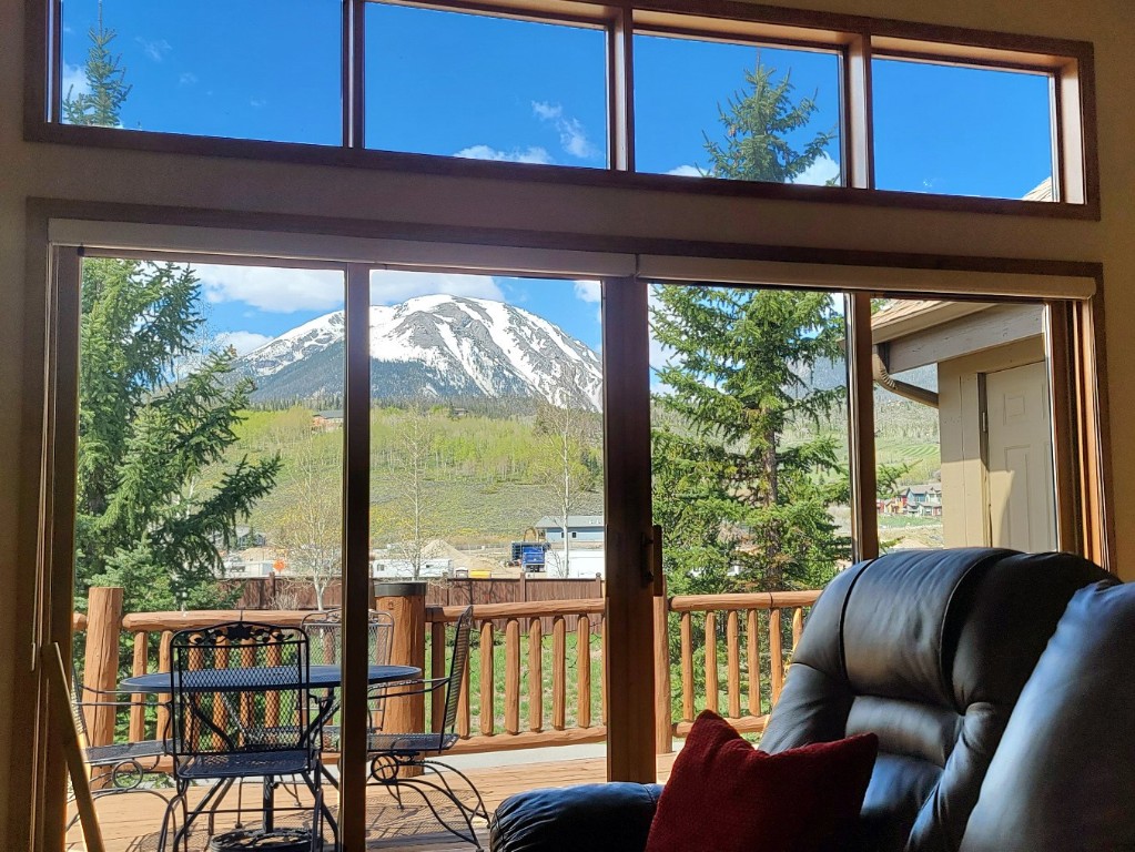 106 Range View Circle Silverthorne, CO 80498 - Photo 3 of 40