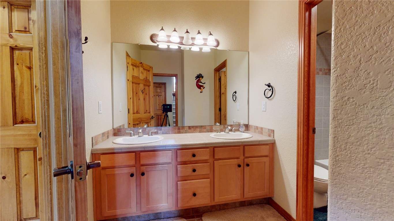 106 Range View Circle Silverthorne, CO 80498 - Photo 33 of 40