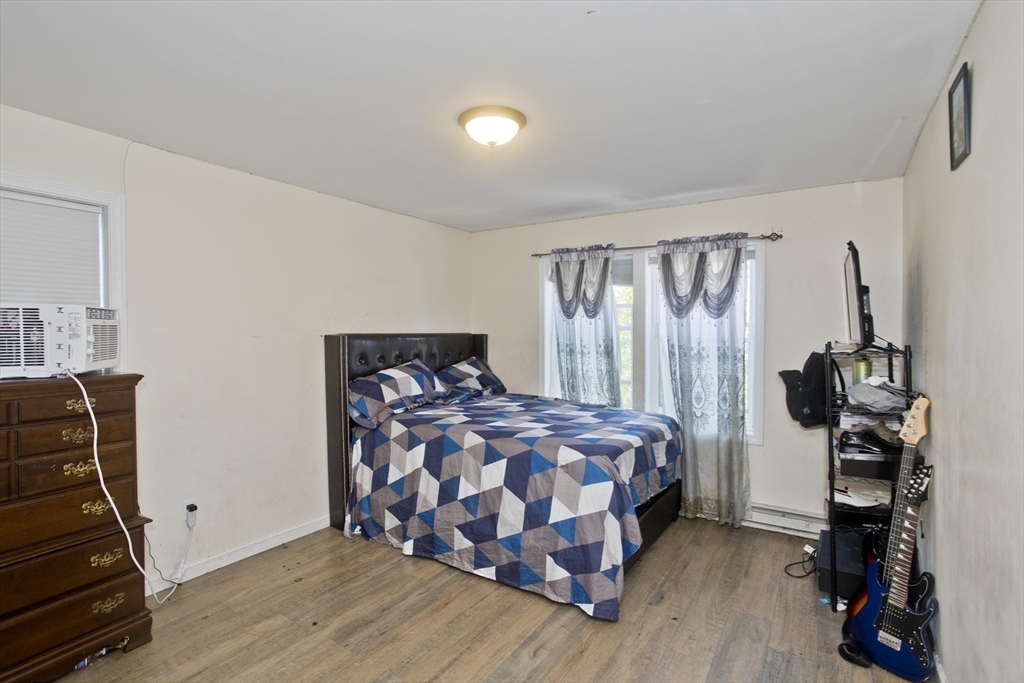 175 Bloomfield Street Springfield, MA 01108 - Photo 11 of 16