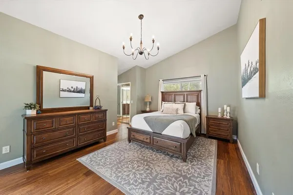 $570,000 | 2929 Longbrooke Way, Clearwater, FL 33760