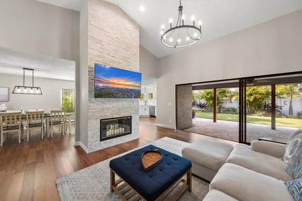 $570,000 | 2929 Longbrooke Way, Clearwater, FL 33760