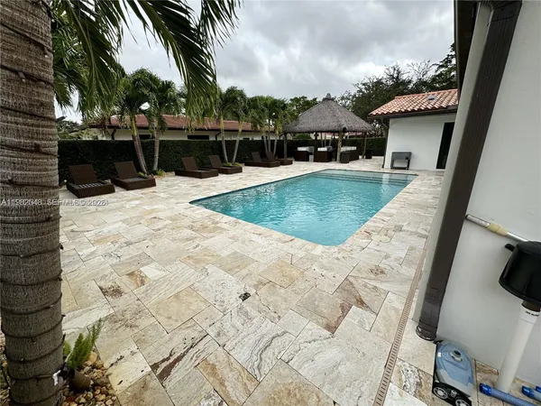 $1,200,000 | 15101 Garvock Place, Miami Lakes, FL 33016