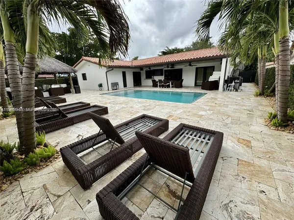 $1,200,000 | 15101 Garvock Place, Miami Lakes, FL 33016