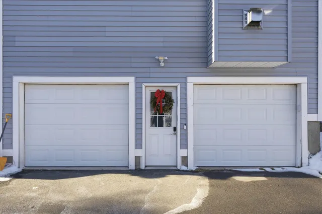 $649,900 | 7 Boulder Court, Raymond, NH 03077