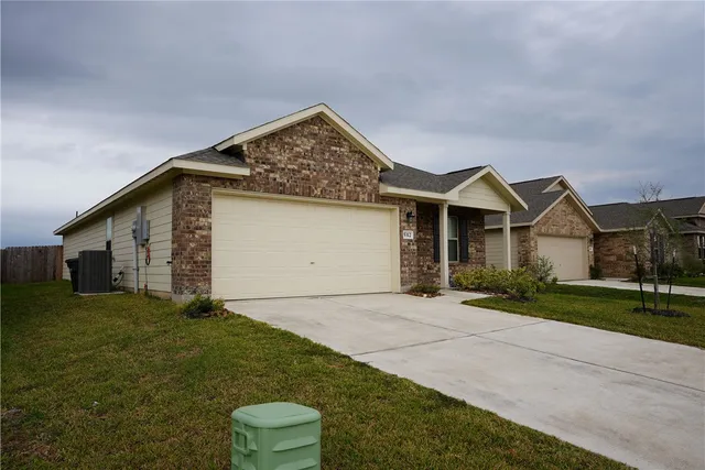 $2,200 | 5312 Samuel Run, Bryan, TX 77807