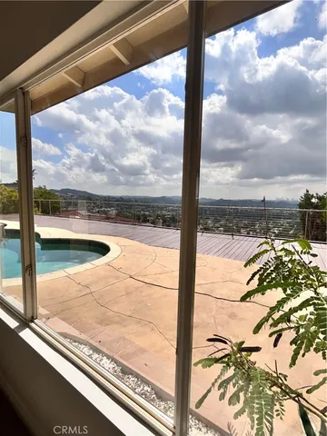 $8,950 | 881 Harrington Road, Glendale, CA 91207