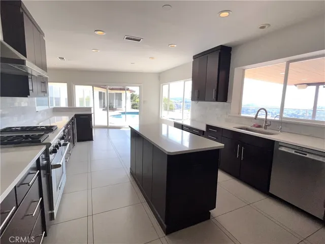 $8,950 | 881 Harrington Road, Glendale, CA 91207