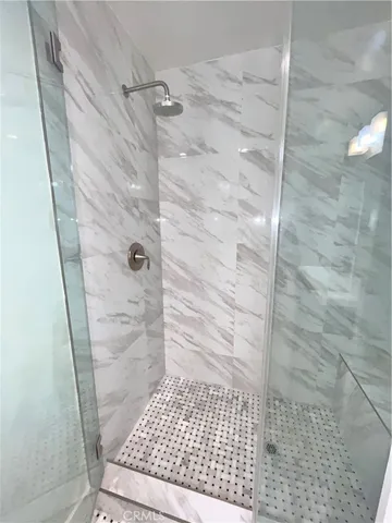 $7,950 | 881 Harrington Road, Glendale, CA 91207