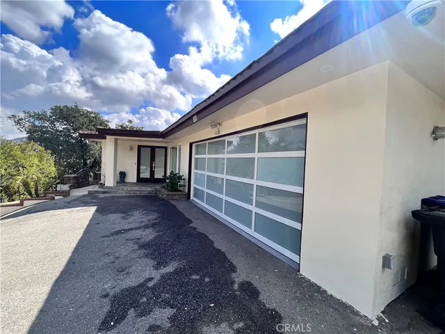 $7,950 | 881 Harrington Road, Glendale, CA 91207