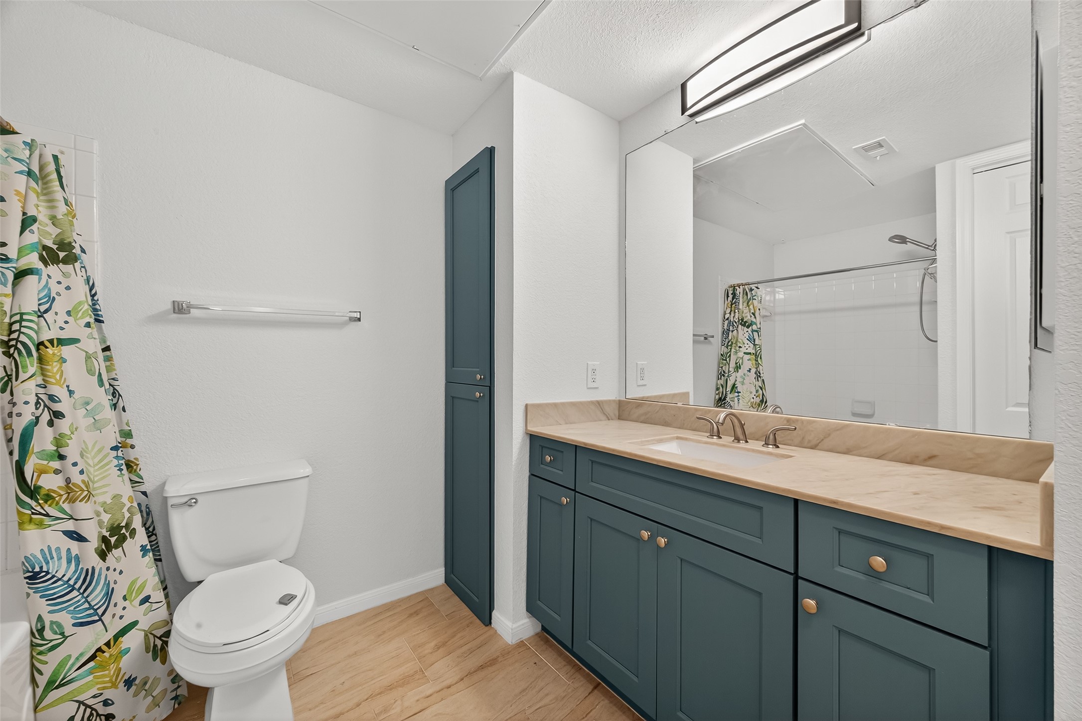 7575 Kirby Drive, Unit 1303 Houston, TX 77030 - Photo 21 of 31