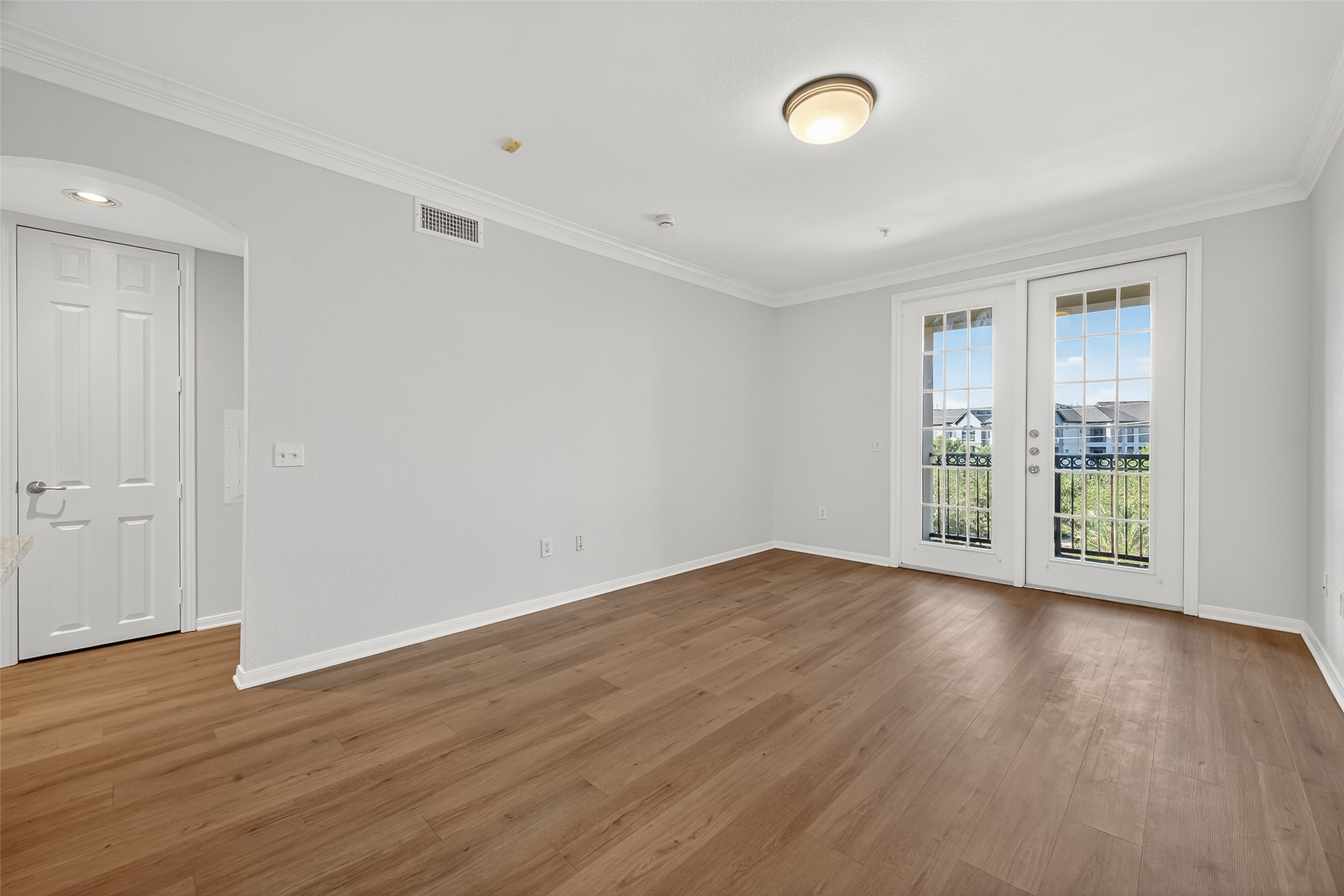 7575 Kirby Drive, Unit 1303 Houston, TX 77030 - Photo 10 of 31