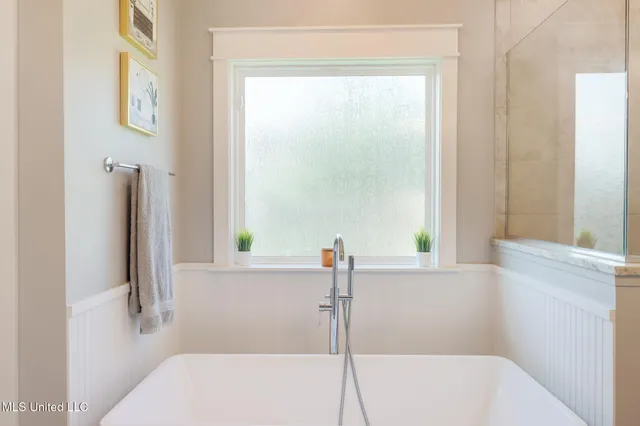 $685,000 | 368 Goose Pointe Boulevard, Biloxi, MS 39531