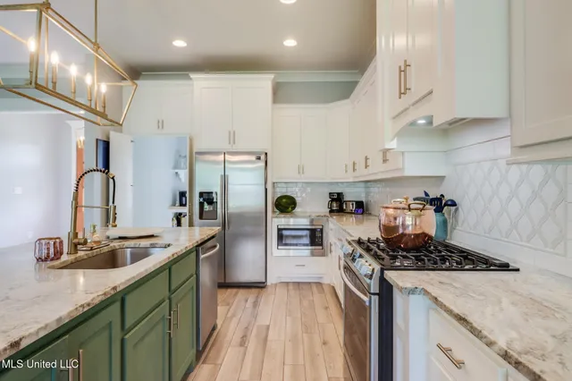 $685,000 | 368 Goose Pointe Boulevard, Biloxi, MS 39531