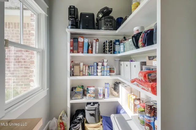 $685,000 | 368 Goose Pointe Boulevard, Biloxi, MS 39531