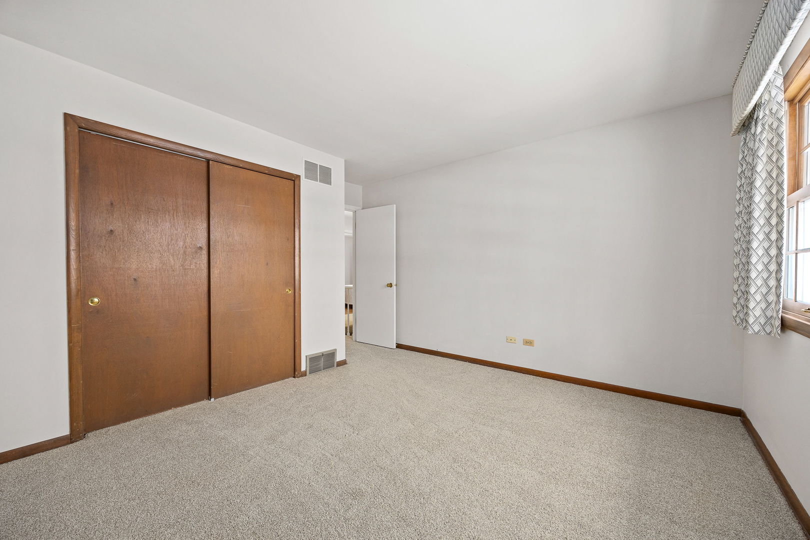 1532 Swallow Street Naperville, IL 60565 - Photo 25 of 38