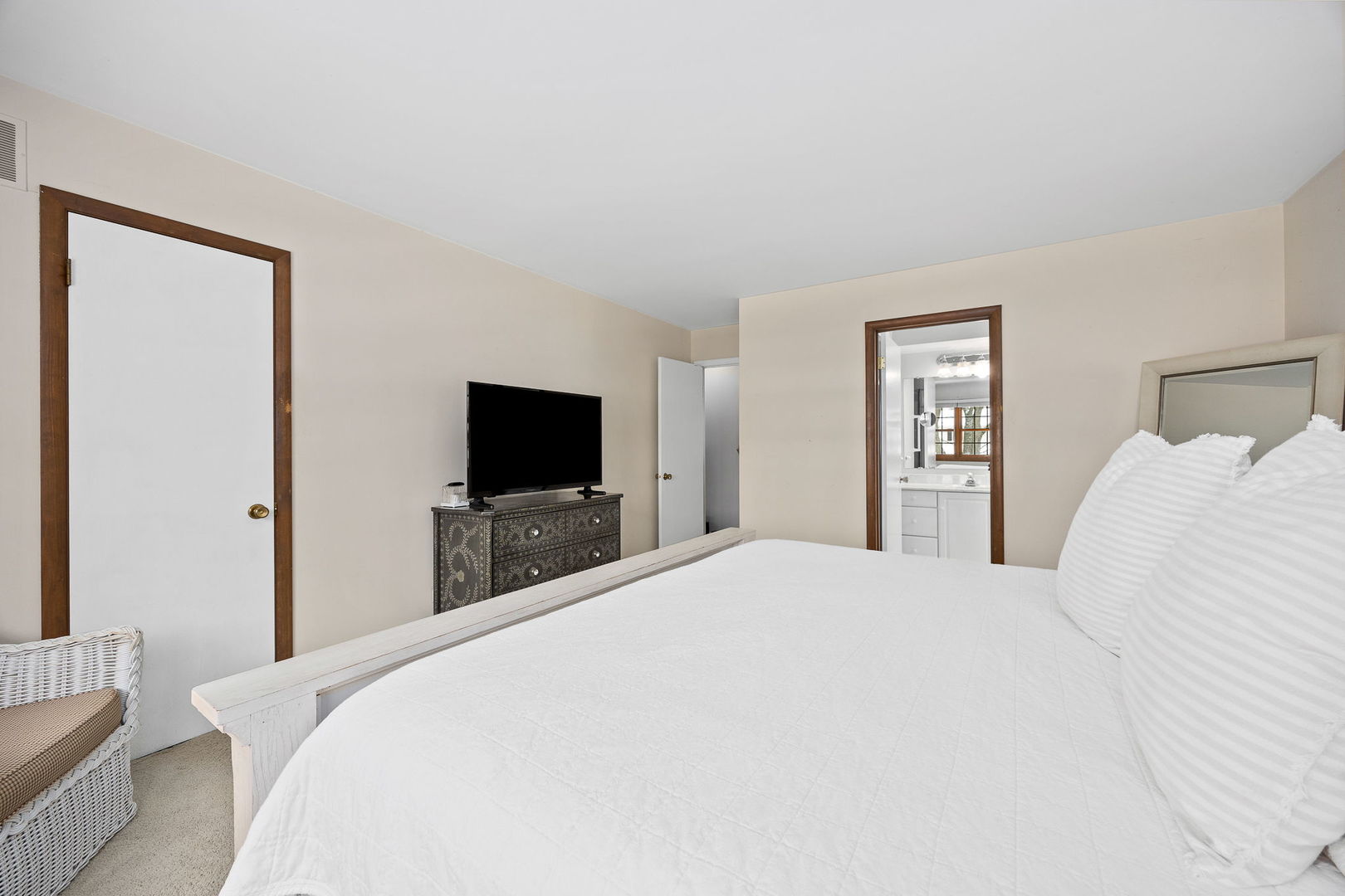 1532 Swallow Street Naperville, IL 60565 - Photo 29 of 38