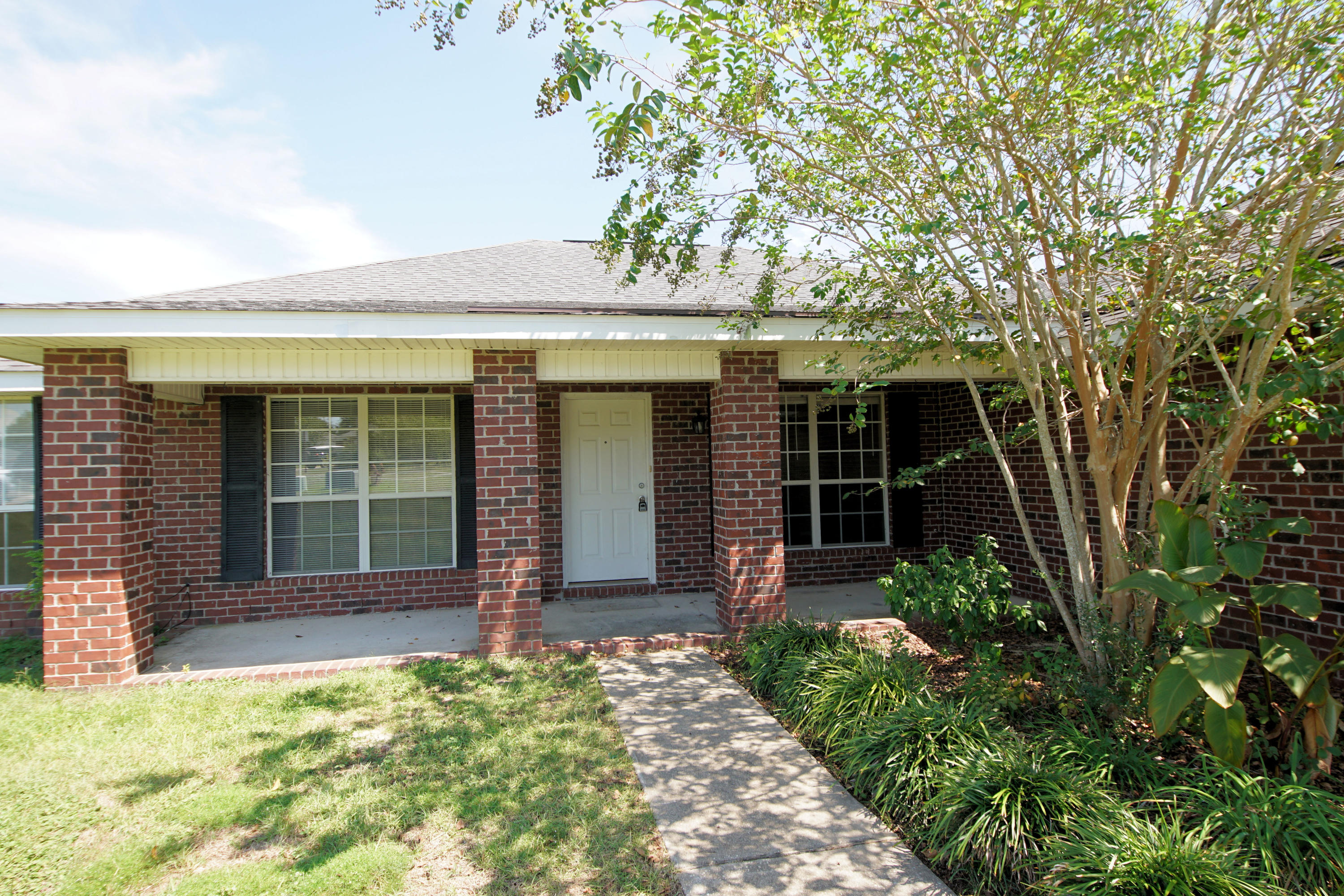 314 Sidewinder Loop Crestview, FL 32536 - Photo 2 of 54 Gallery Image 2