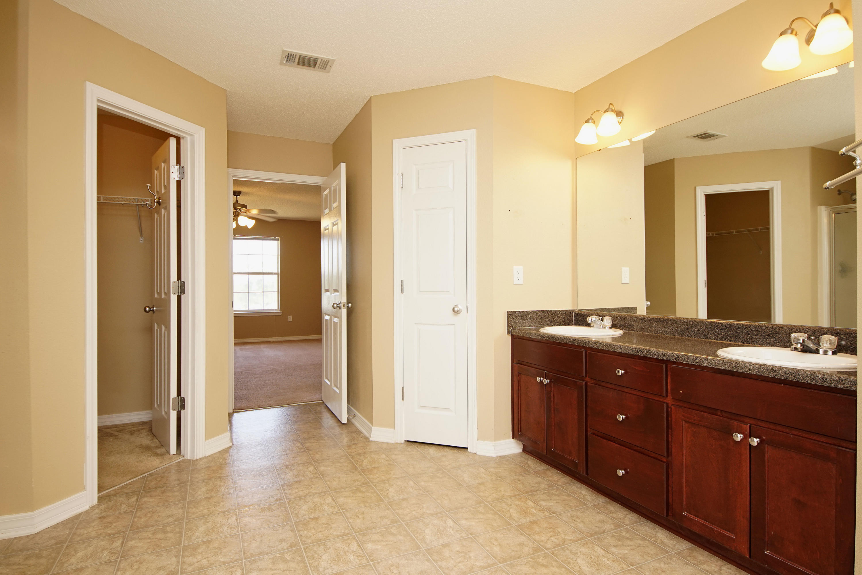 314 Sidewinder Loop Crestview, FL 32536 - Photo 22 of 54 Gallery Image 22