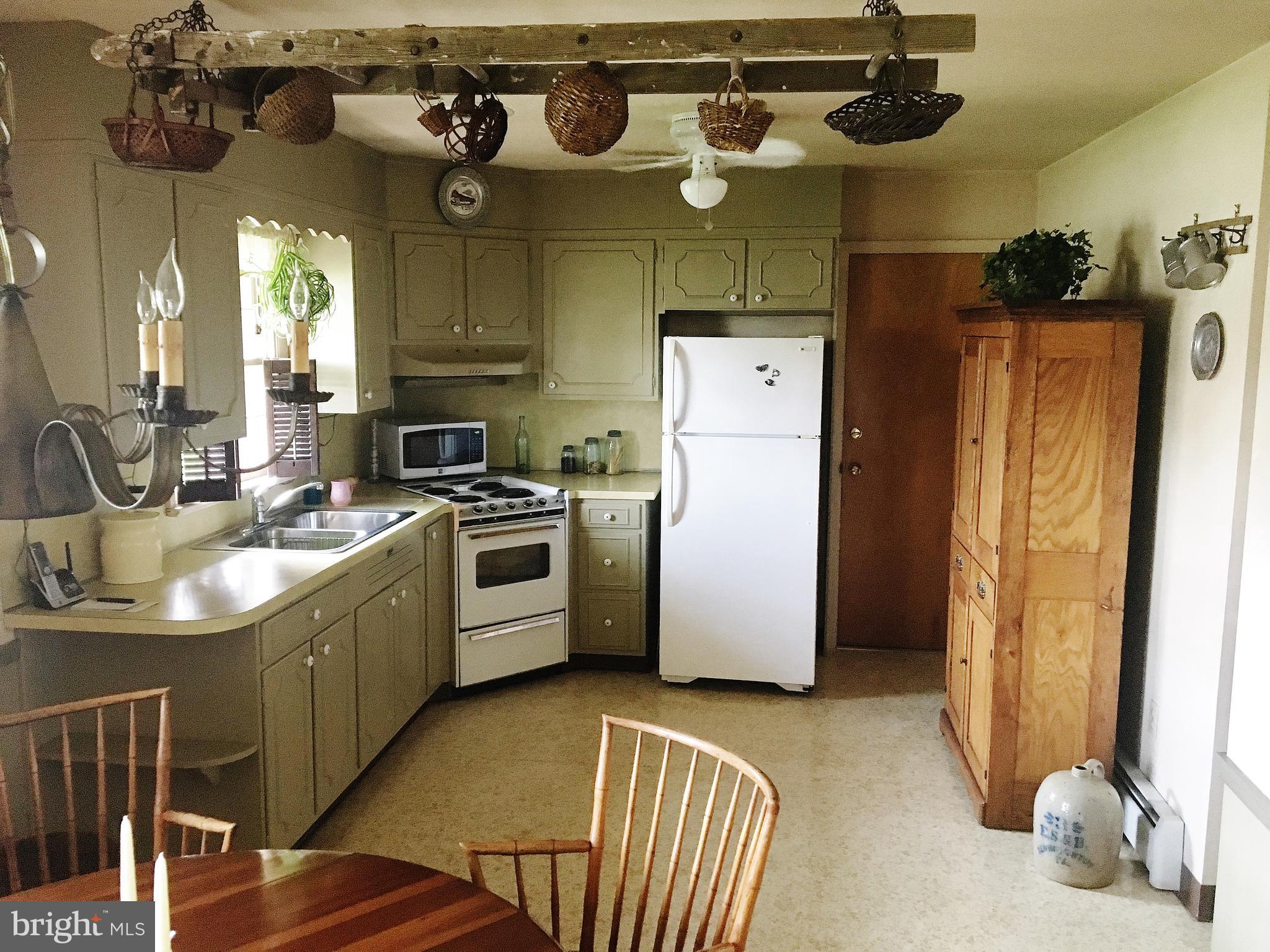 533 Rome Road Lititz, PA 17543 - Photo 3 of 17 Gallery Image 3