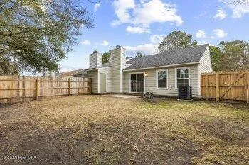 $1,250 | 1949 Rolling Ridge Drive, Midway Park, NC 28544