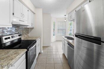 1949 Rolling Ridge Drive Midway Park, NC 28544 - Photo 5 of 14 5