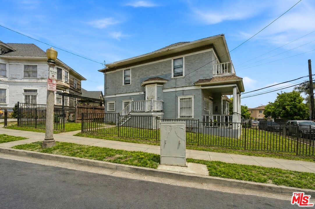 600 East Edgeware Road Los Angeles, CA 90026 - Photo 6 of 13