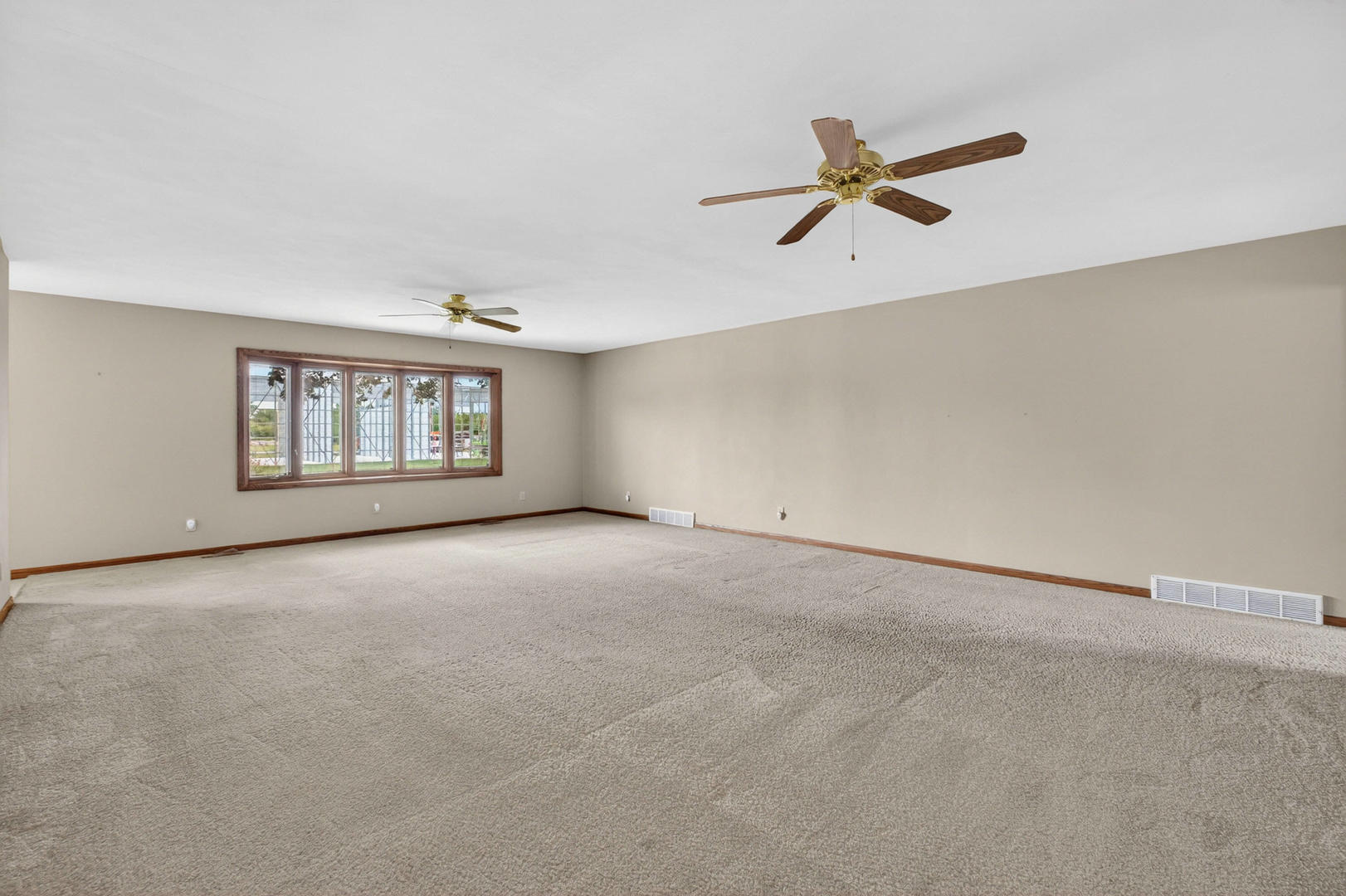 5770 Poppy Garden Road Colona, IL 61241 - Photo 7 of 29