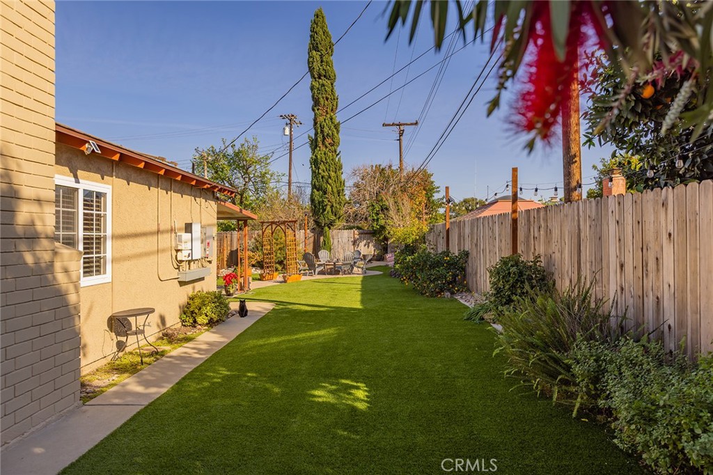 1682 Darnell Court Camarillo, CA 93010 - Photo 12 of 36