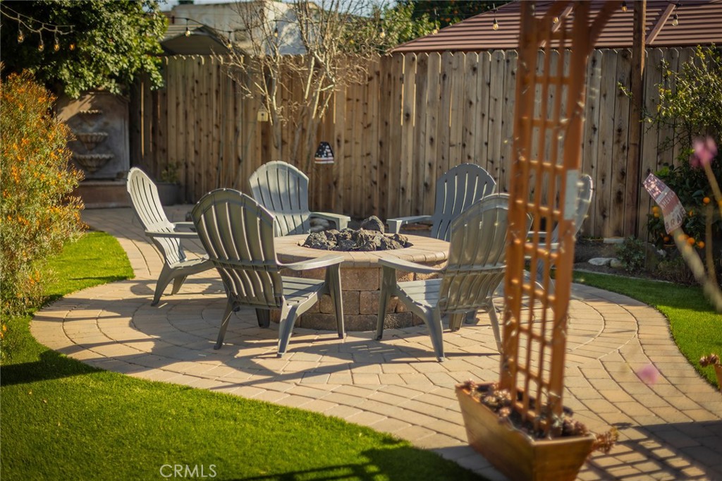 1682 Darnell Court Camarillo, CA 93010 - Photo 17 of 36