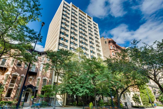 $210,000 | 30 East Division Street, Unit 15C, Chicago, IL 60610