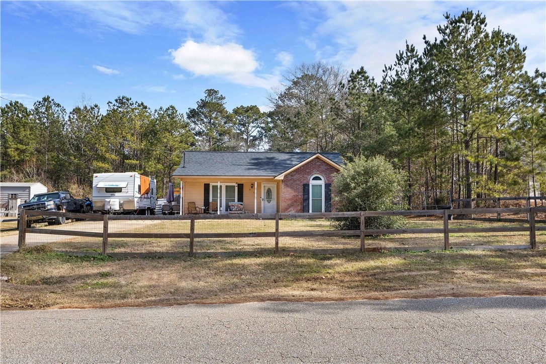 51 Longview Street Seale, AL 36875 - Photo 2 of 20 Gallery Image 2