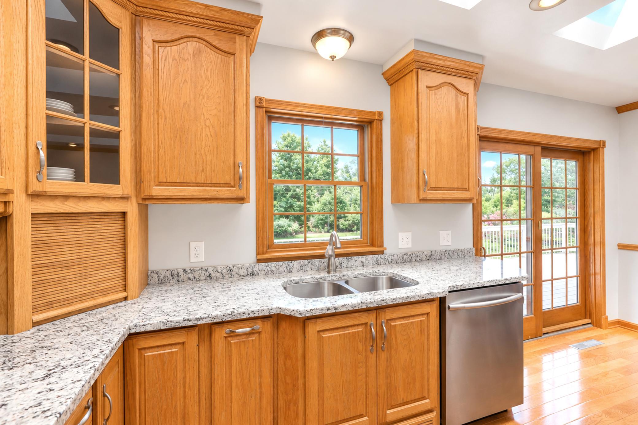 715 36th Street Southwest Rochester, MN 55902 - Photo 9 of 48