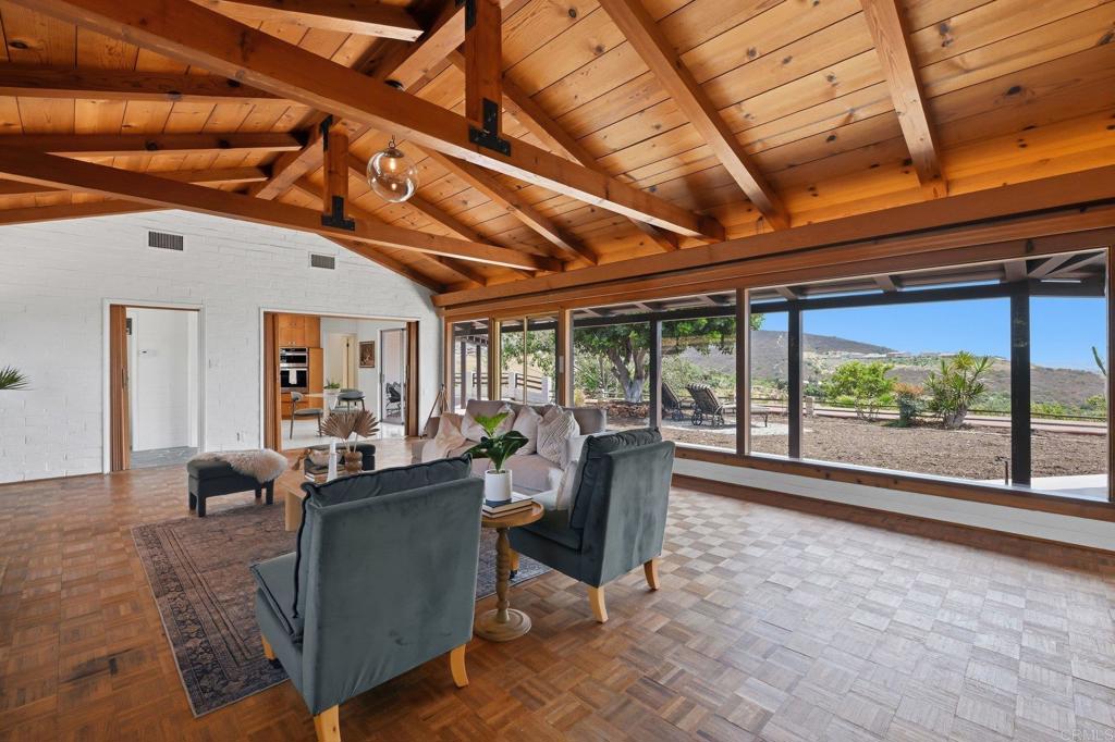 1765 Robinhood Road Vista, CA 92084 - Photo 7 of 58