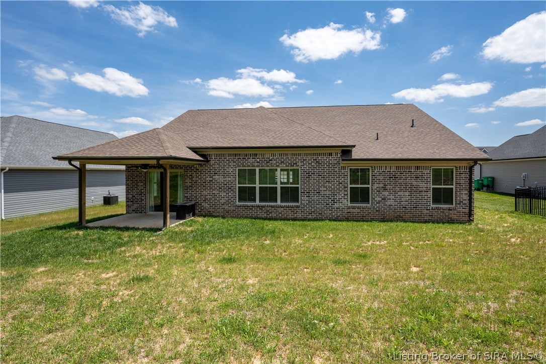 7012 Dylan Circle Georgetown, IN 47122 - Photo 26 of 31