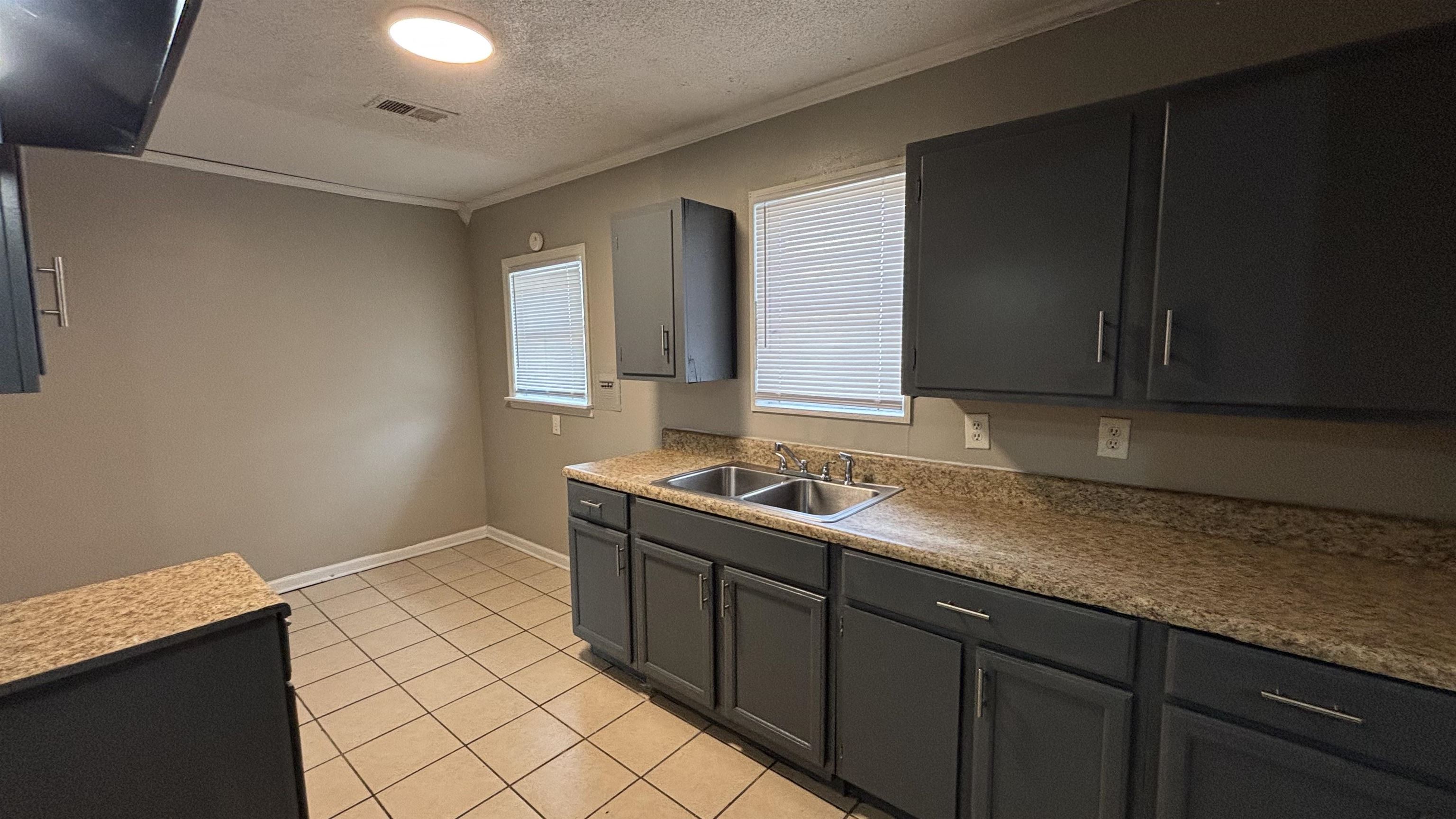 5022 Byron Road Memphis, TN 38122 - Photo 8 of 17