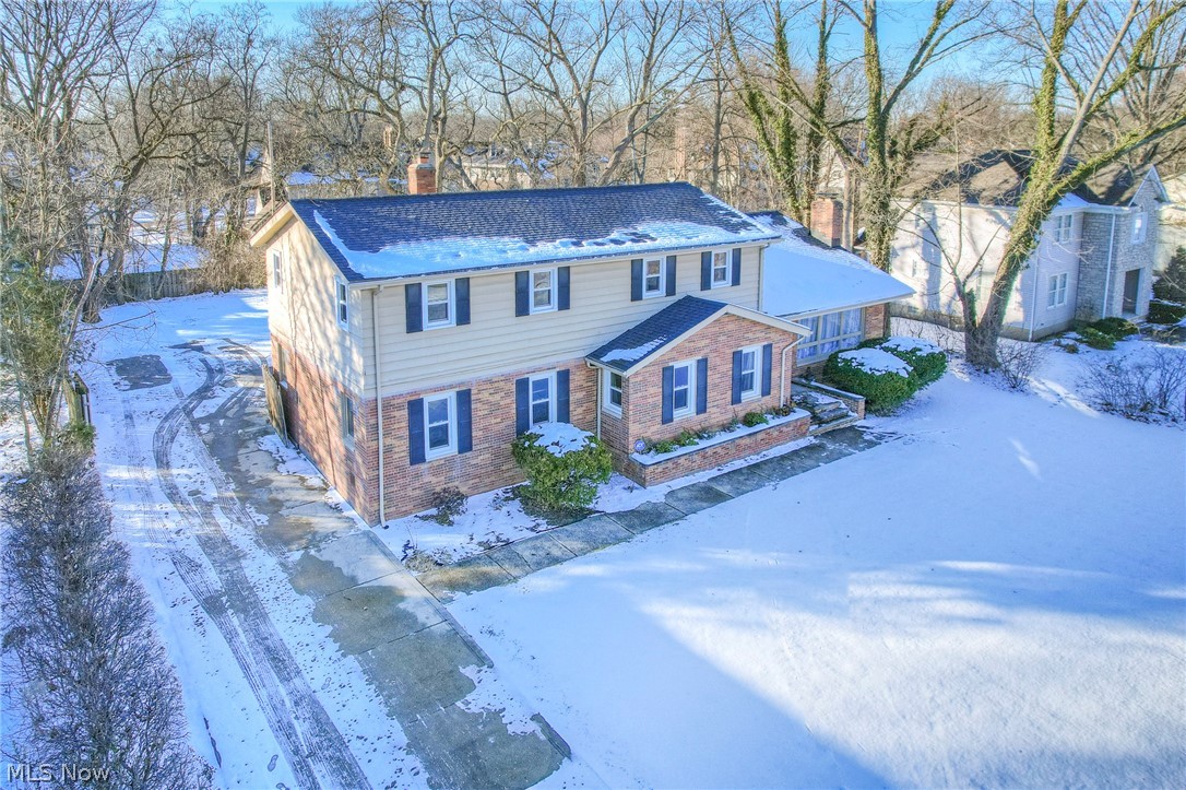 2910 Lee Road Cleveland, OH 44120 - Photo 2 of 35