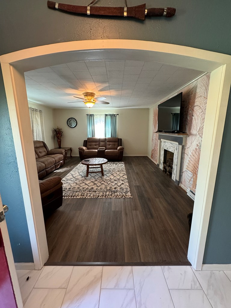 98 Vickers Road Nashville, GA 31639 - Photo 5 of 17 Gallery Image 5
