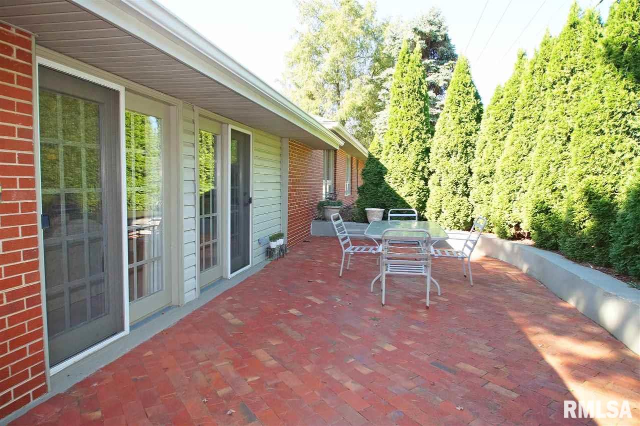 9109 Trigger Road Edwards, IL 61528 - Photo 2 of 30 Gallery Image 2