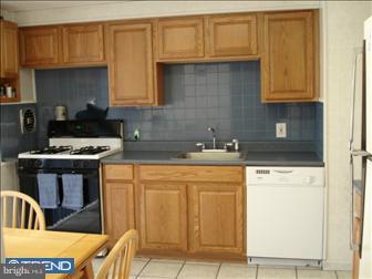 1018 Crest Road Pine Hill, NJ 08021 - Photo 3 of 6 Kitchen