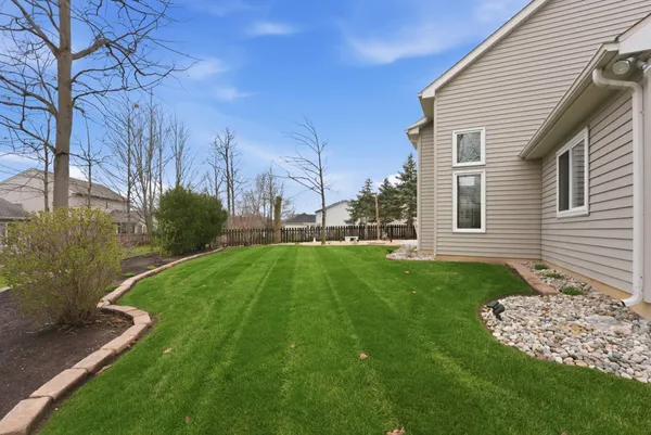 $330,000 | 7825 Berryhill Court, Fort Wayne, IN 46825