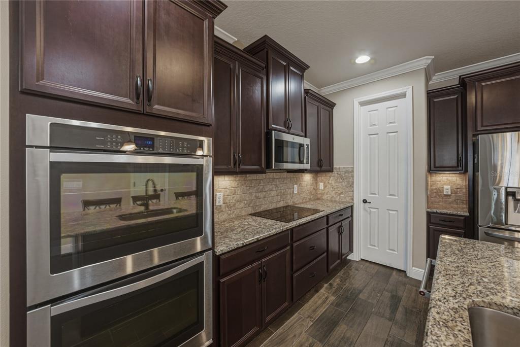 19099 Long Lake Ranch Boulevard Lutz, FL 33558 - Photo 15 of 73