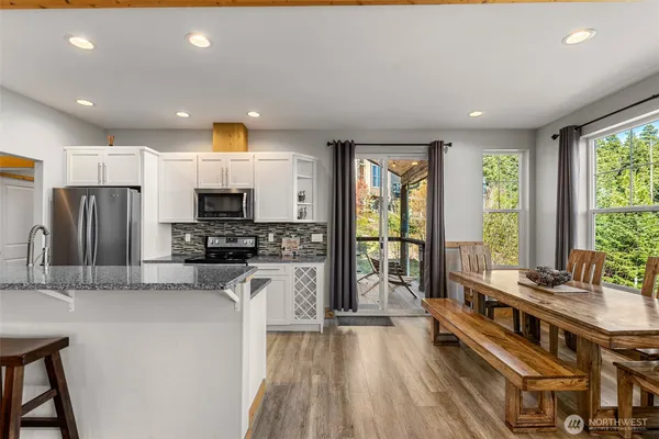 $899,000 | 6827 Forest Ridge Drive, Wenatchee, WA 98801
