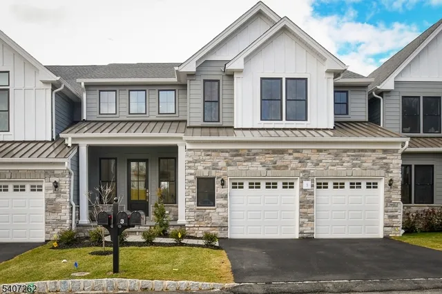 $2,200,000 | 3 Samuel Way, Chatham, NJ 07928