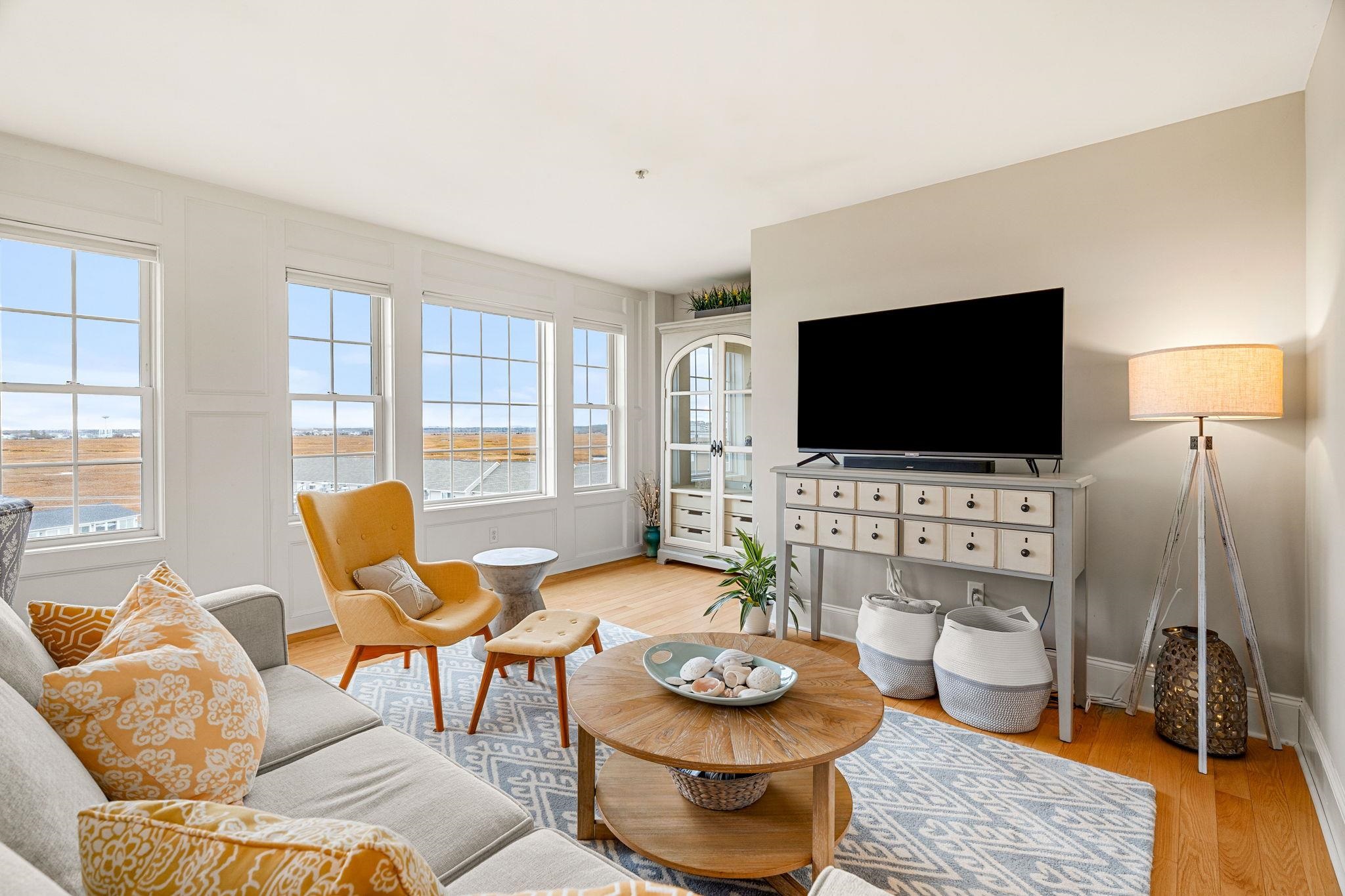 580 Winnacunnet Road, Unit 305 Hampton, NH 03842 - Photo 11 of 26