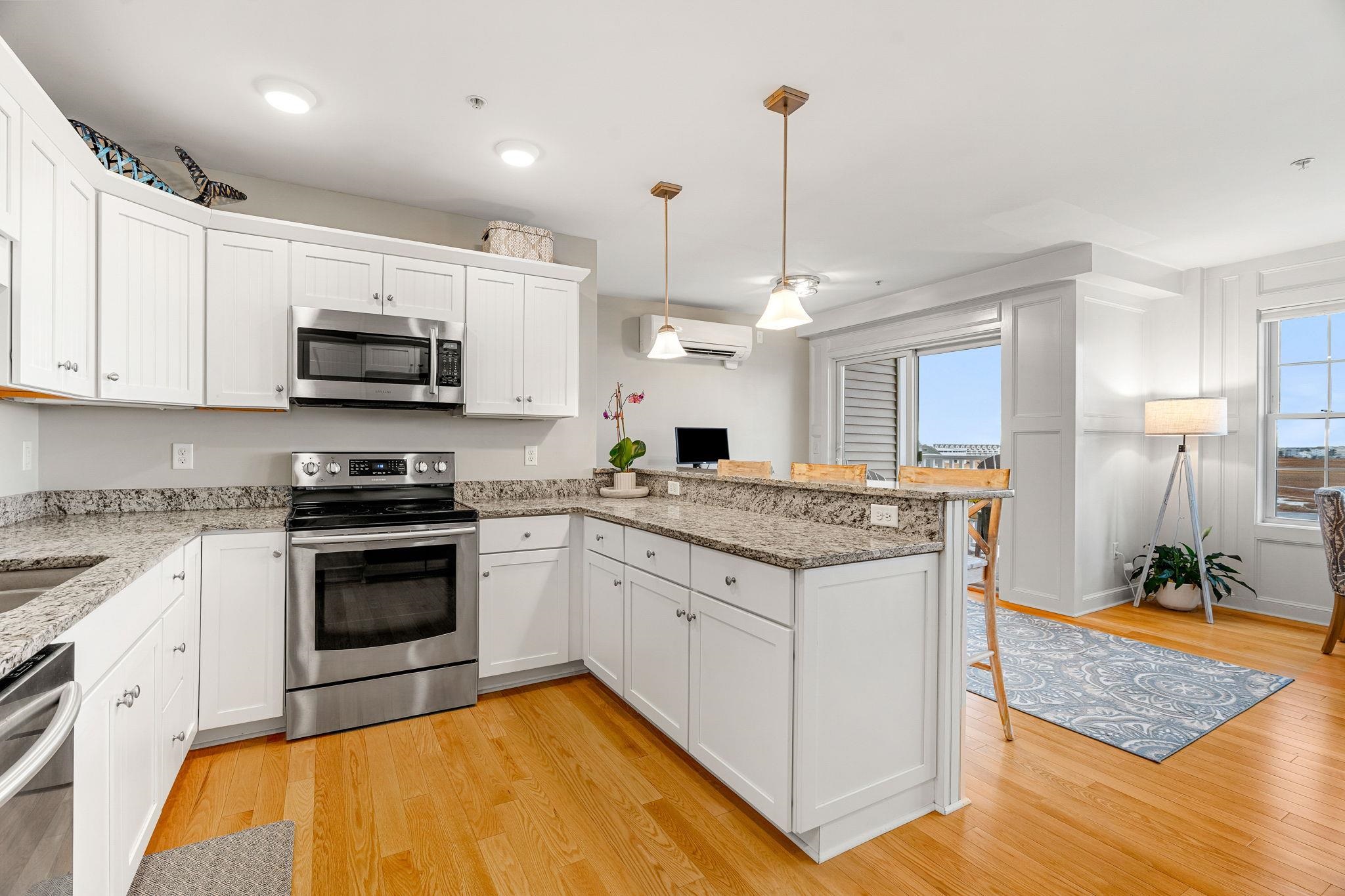 580 Winnacunnet Road, Unit 305 Hampton, NH 03842 - Photo 3 of 26